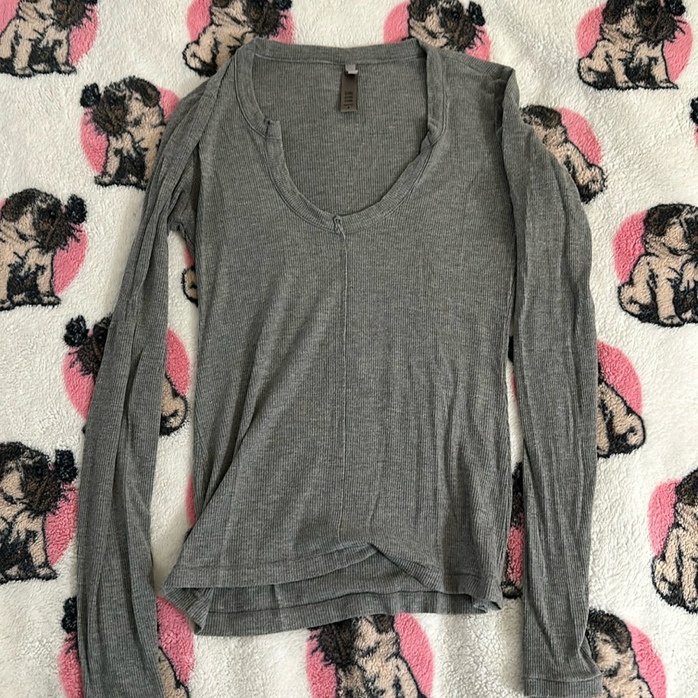 SKIMS Gray Long Sleeve Ribbed Scoop Neck Top